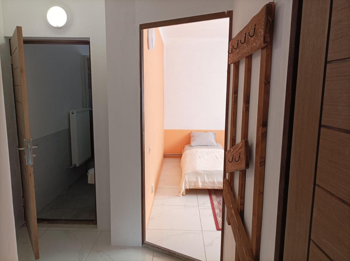Za Ohradami Apartment Zavazna Poruba Ngoại thất bức ảnh