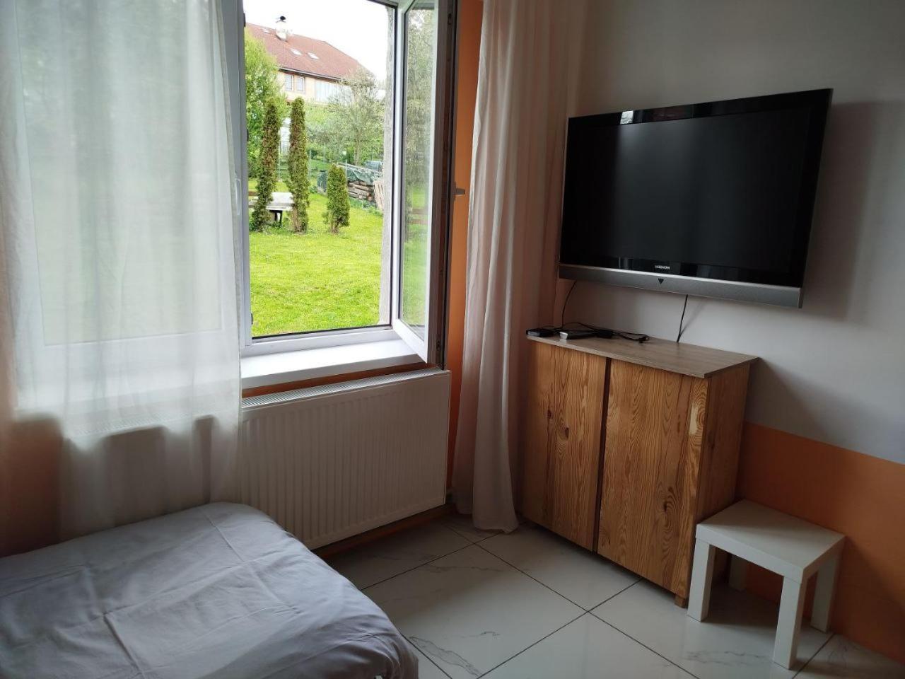 Za Ohradami Apartment Zavazna Poruba Ngoại thất bức ảnh