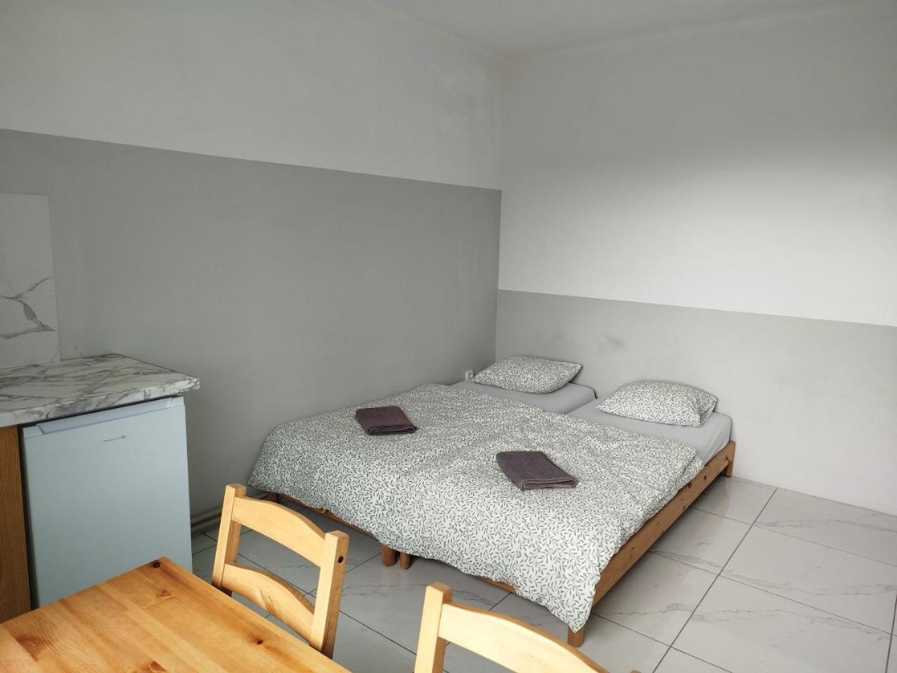 Za Ohradami Apartment Zavazna Poruba Ngoại thất bức ảnh