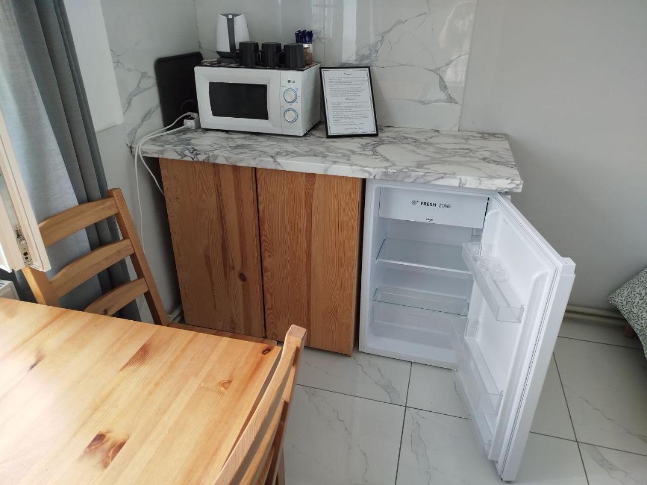 Za Ohradami Apartment Zavazna Poruba Ngoại thất bức ảnh