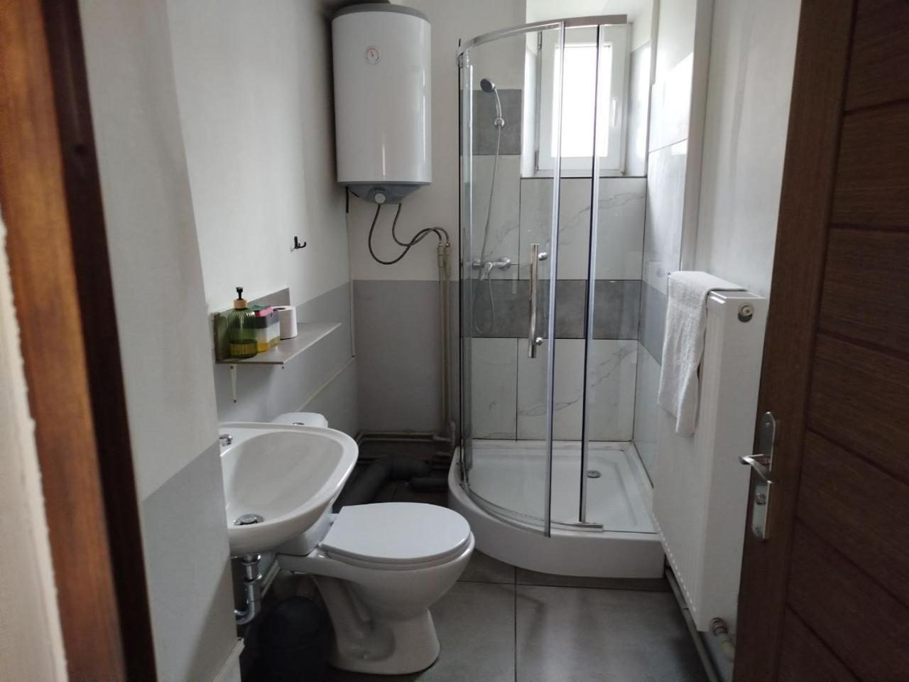 Za Ohradami Apartment Zavazna Poruba Ngoại thất bức ảnh
